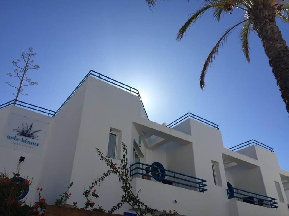 Arto Blanco Διαμέρισμα Agua Amarga  Εξωτερικό φωτογραφία